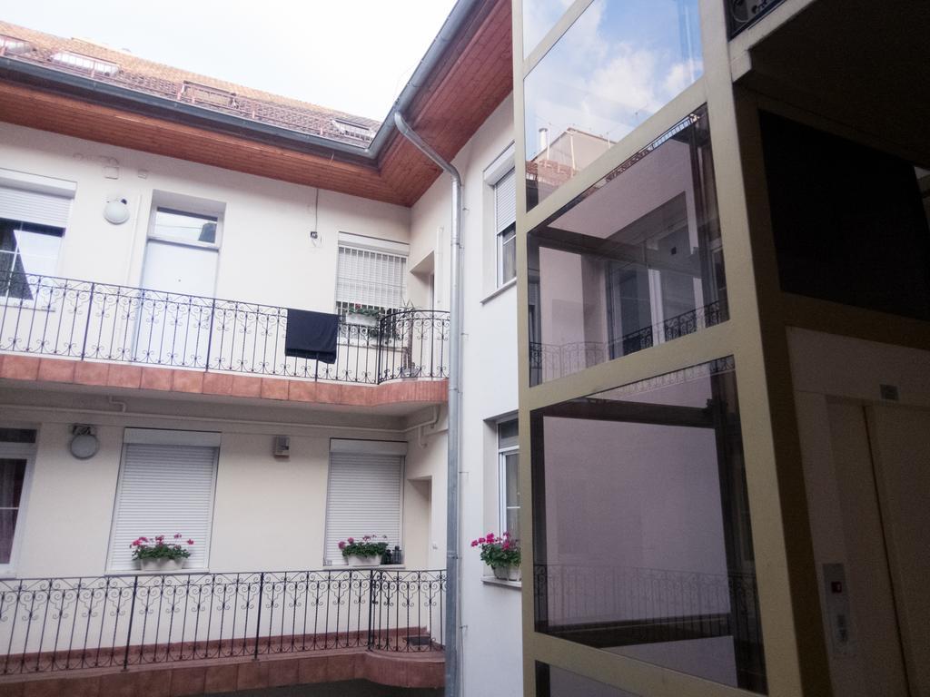 Goldcentral Apartment Grand Boulevard Budapest Eksteriør bilde
